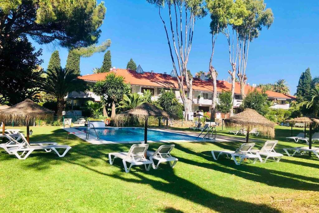 RICHI SUITE Puerto Banus Marbella Exterior foto