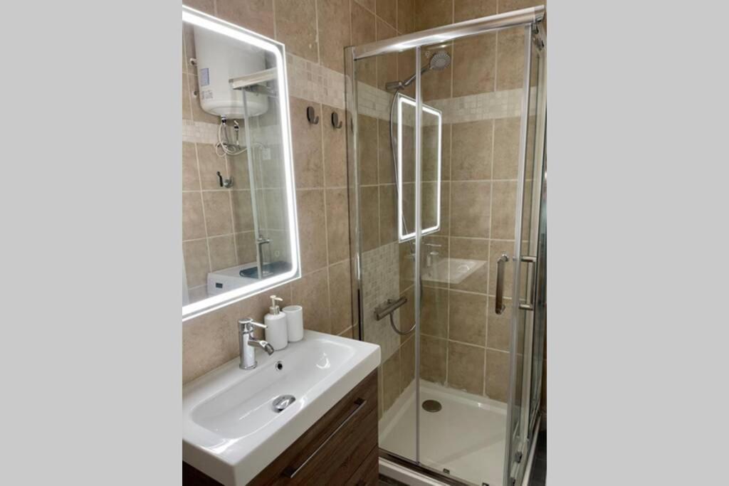 RICHI SUITE Puerto Banus Marbella Exterior foto